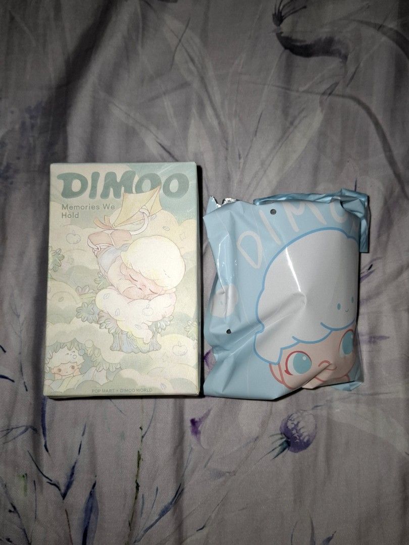 Dimoo First Awim POP MART DIMOO Memories We Hold Series - First Swim, Hobbies & Toys ...