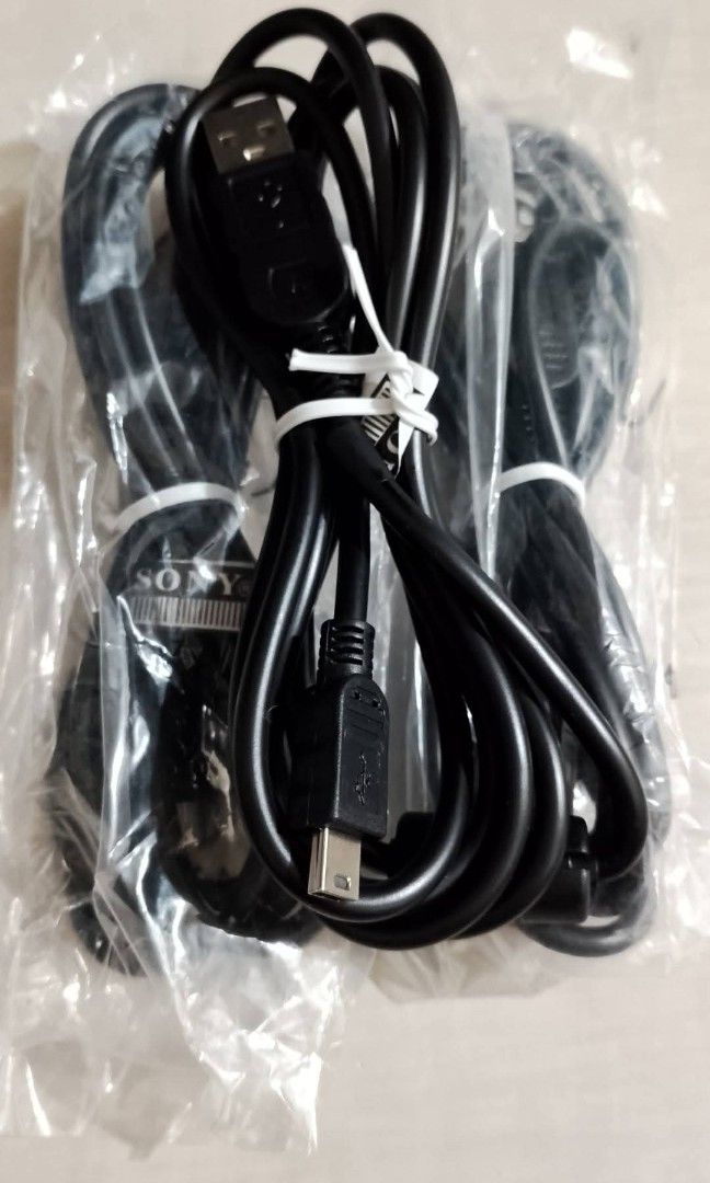 PS3 WIRELESS CONTROLLER (Category: Controllers) located in Quezon City. Submitted by hajjasittienor (Listing ID 1415986145, Image 2). Description: BRAND NEW. PS3 CABLE CHARGER.150 PS3 POWER CORD.200 HDMI CABLE.200 AV CABLE.200 .PWEDE PICK UP .PWEDE GCASH AVIDA TOWER NEW MANILA COL BONNY SERRANO AVE QC..