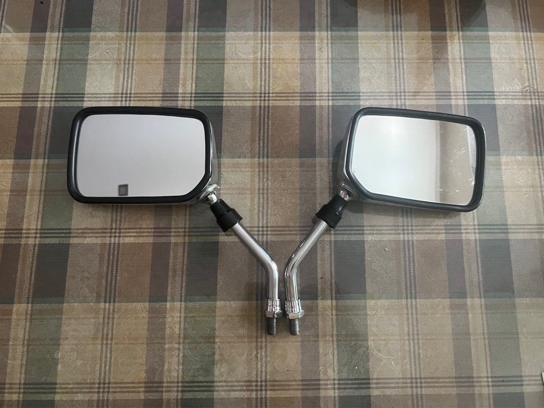 Rectangular Side Mirror (Category: Motorcycle Accessories) located in Singapore. Submitted by lloyd_sg (Listing ID 1048801630, Image 1). Description: Rectangular Side Mirror Remarks: Rust and scratches on metal parts. Not for fussy buyers. used as spare and replacement mirrors M10 thread line Fit for Honda and Yamaha Previously installed on CB400SF Self Collection at Upper Thomson Road area .
