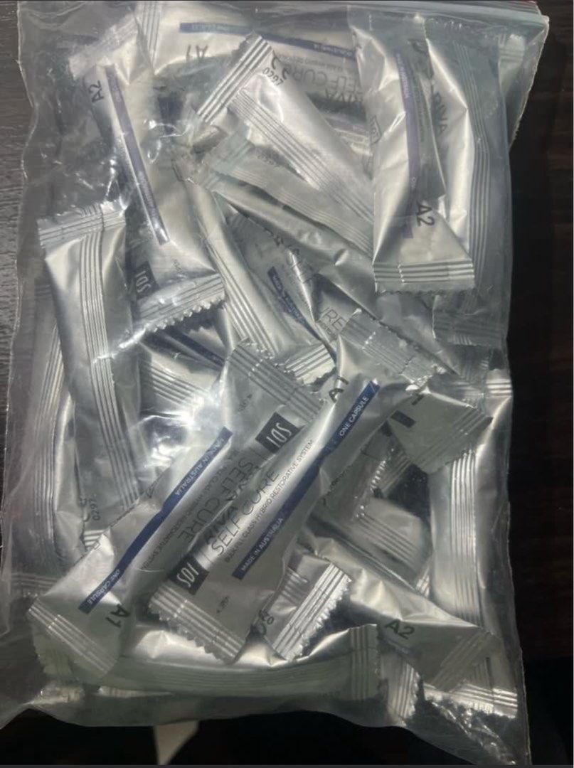 Self Cure Bulk Fill Glass Hybrid Restorative System (Category: Medical Supplies & Tools) located in Manila. Submitted by shyychi (Listing ID 1415922848, Image 3). Description: Sold per capsule.