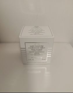 （分類：）位於 。 由 sunflowers012 提交（商品編號 1415913345，圖片 1）。簡介： 。