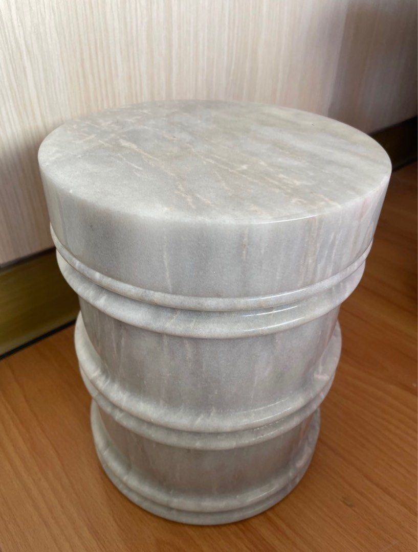 Solid Marble Urn (Category: Everything Else Others) located in Taguig. Submitted by homestufflove (Listing ID 1415885832, Image 1). Description: .