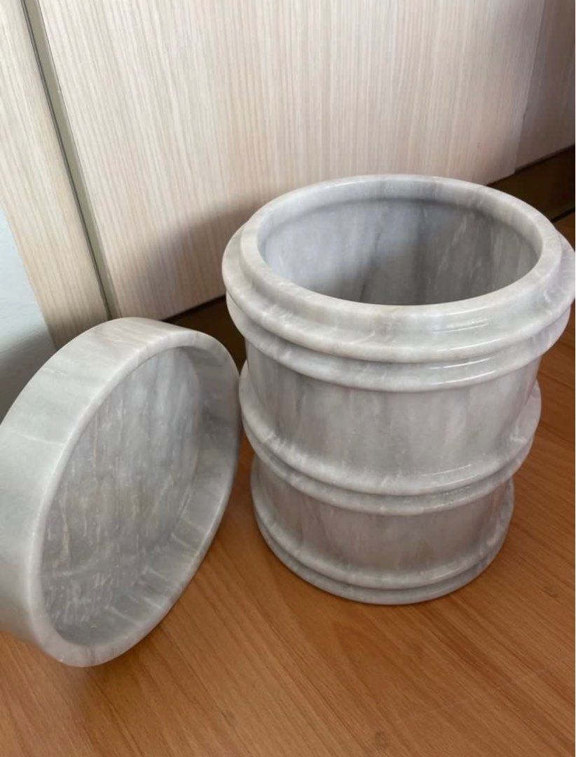 Solid Marble Urn (Category: Everything Else Others) located in Taguig. Submitted by homestufflove (Listing ID 1415885832, Image 3). Description: .