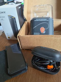 （分類：）位於 。 由 silvercat.ed1647 提交（商品編號 1415888978，圖片 1）。簡介： 。
