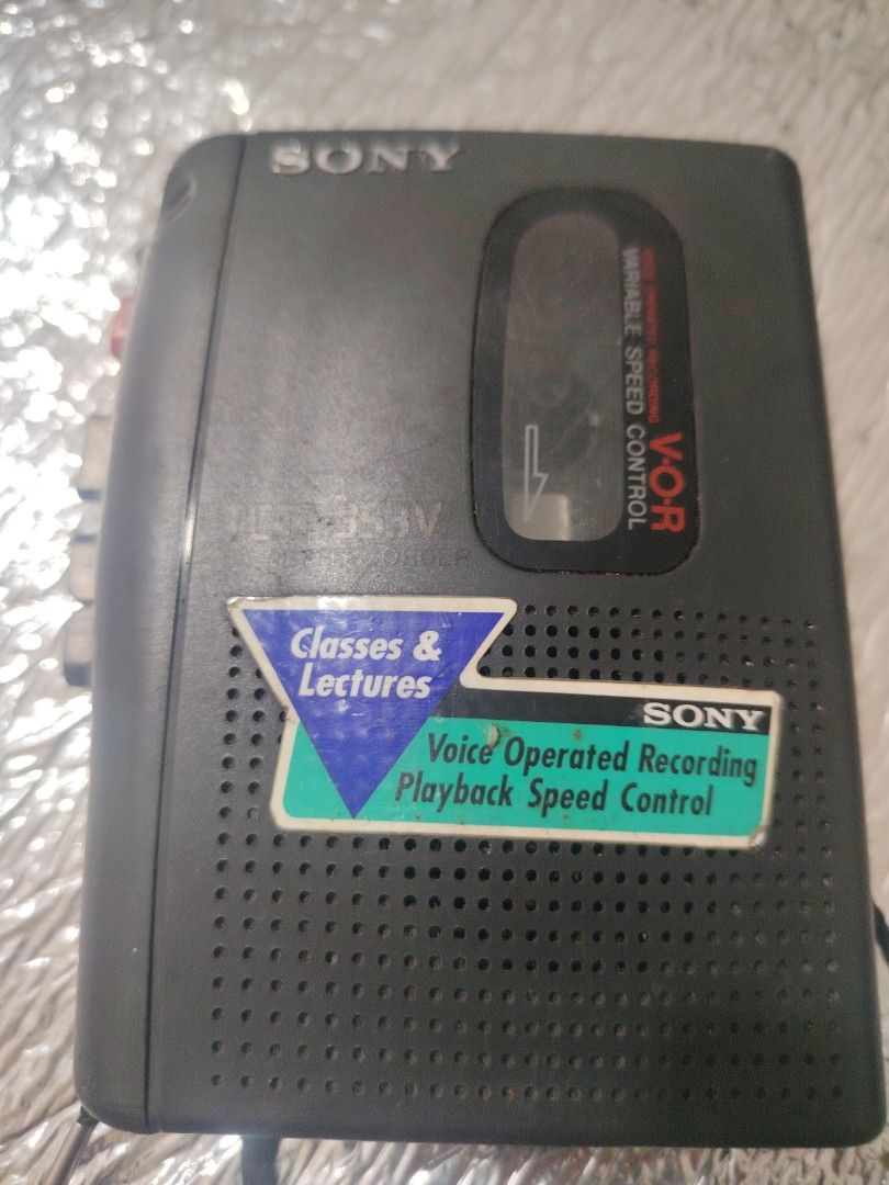 Sony TCM 353V CASSETTE RECORDER (Category: Portable Music Players) located in Caloocan City. Submitted by beatfinds (Listing ID 1415927946, Image 1). Description: SONY cassette player .