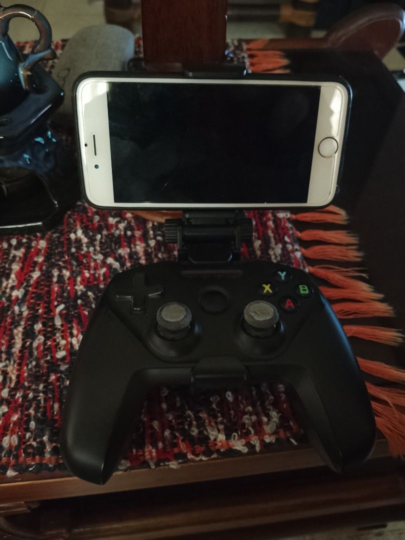 SteelSeries Nimbus Wireless Controller (Category: Controllers) located in Paranaque City. Submitted by zackzero (Listing ID 1415887592, Image 1). Description: - SteelSeries Nimbus wireless controller - Includes phone clip - Comes with original manual - Standard button layout - Dual analog sticks, D-pad, and action buttons - In good working condition - Perfect for mobile gaming! SteelSeries Nimbus (Model Number: GC-00004) Controller! Compatible wi
