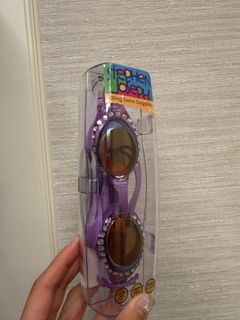 (Category: ) located in . Submitted by eve9876 (Listing ID 1415984875, Image 1). Description: .