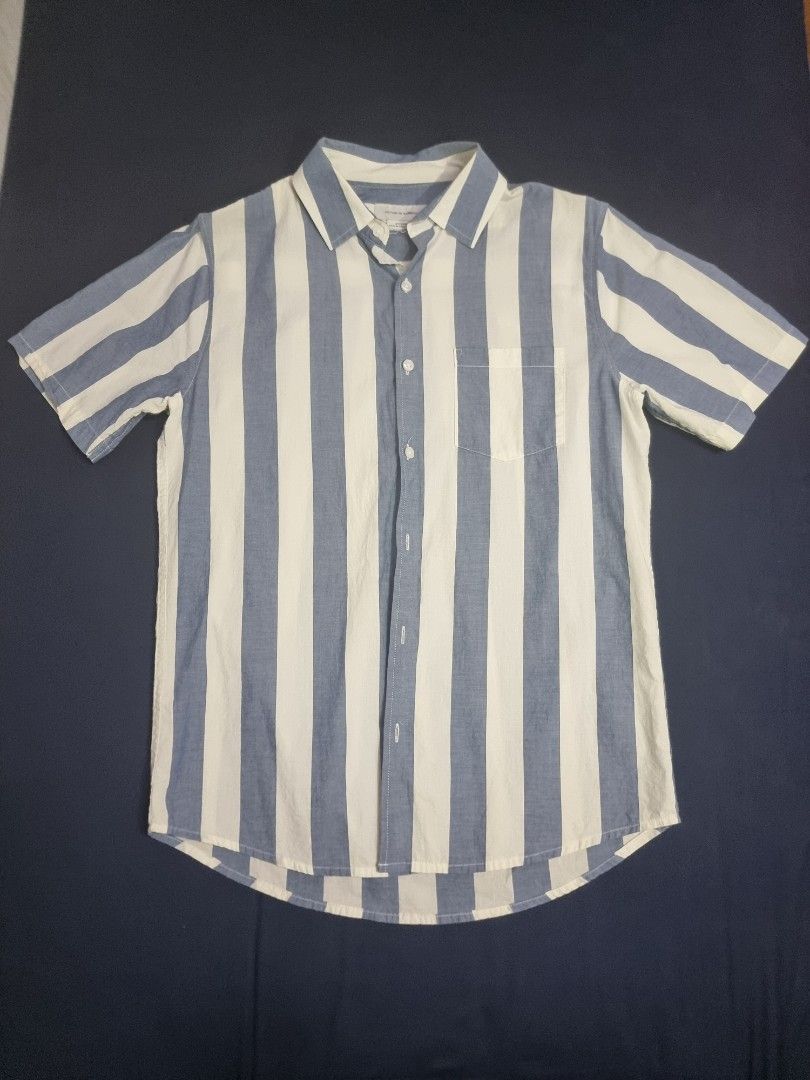 Striped Short Sleeve Shirt (Category: Tshirts & Polo Shirts ) located in Manila. Submitted by themvi (Listing ID 1415935739, Image 1). Description: Short sleeve striped pattern shirt. Used only twice, wrong size..