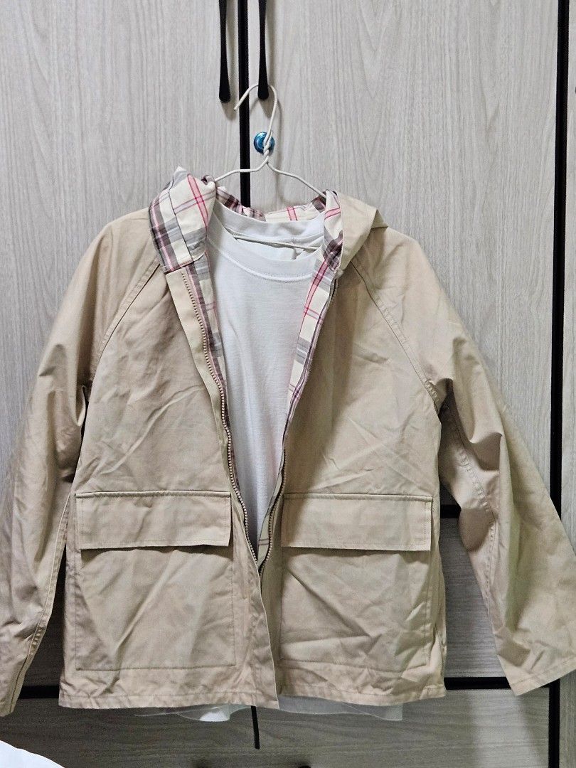 Uniqlo JWAnderson Reversible Jacket (Category: Coats, Jackets and Outerwear) located in Candon. Submitted by itssummer08 (Listing ID 1415983168, Image 3). Description: Like new Condition Rare Item!💯 Dimes L24 x W22.