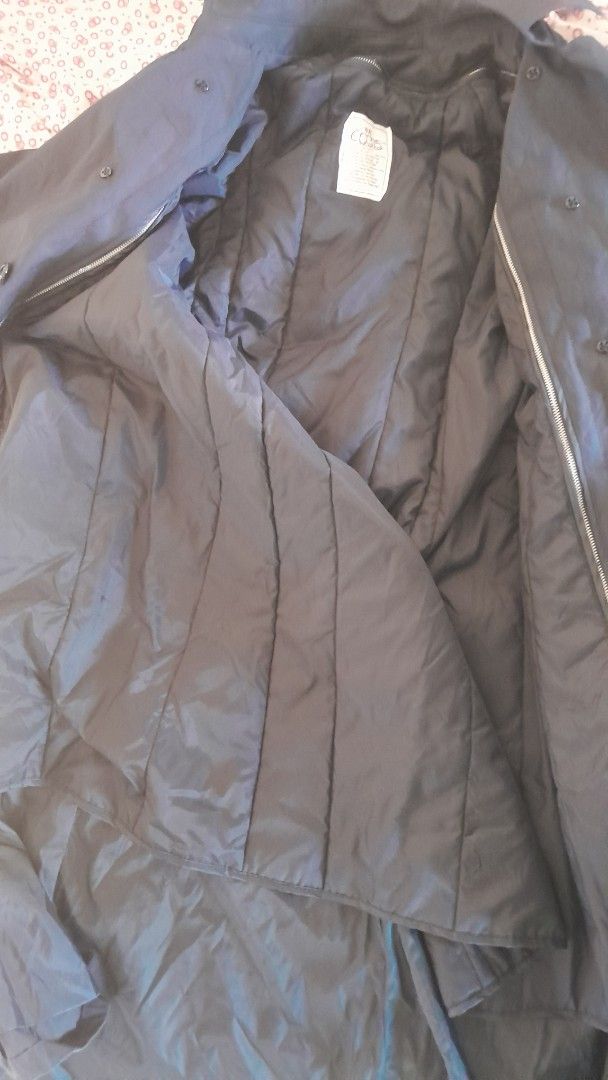 US Air Force All Weather Coat (With Removable Liner) (Category: Coats, Jackets and Outerwear) located in Pagudpud. Submitted by kali9 (Listing ID 1415905901, Image 3). Description: USAF Woman's All Weather Coat Fixed price. Length: 47.4 inch Width: 25.1 inch Shoulder: 18.6 inch Belts and buttons complete. Excellent condition..