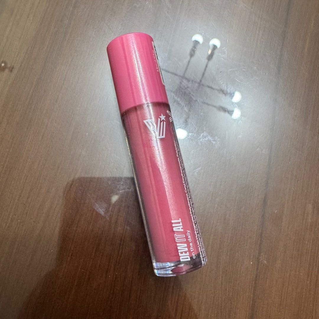 Vice Cosmetics Dew It All Liquid Blush (always sassy) (Category: Makeup) located in Manila. Submitted by chicdistrict.ph (Listing ID 1415886653, Image 1). Description: .