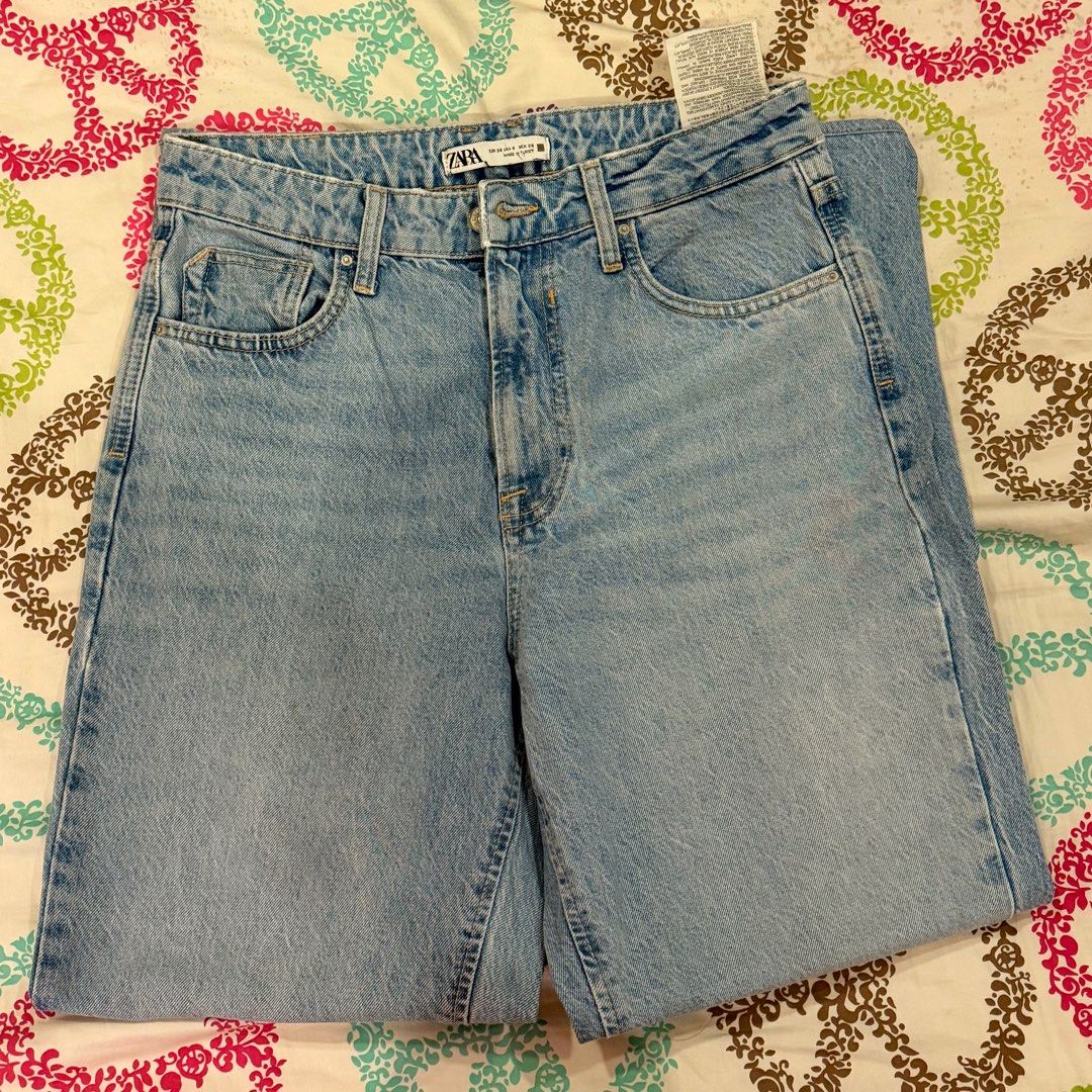 Zara High Rise Straight Cut Jeans (Category: Jeans) located in San Juan City. Submitted by acst12 (Listing ID 1415972467, Image 2). Description: Brand: Zara Code: 6164 / 066 / 427 / 38 Size: EUR 38 | US 6 Location: San Juan City, MM MOP: GCash or BDO.