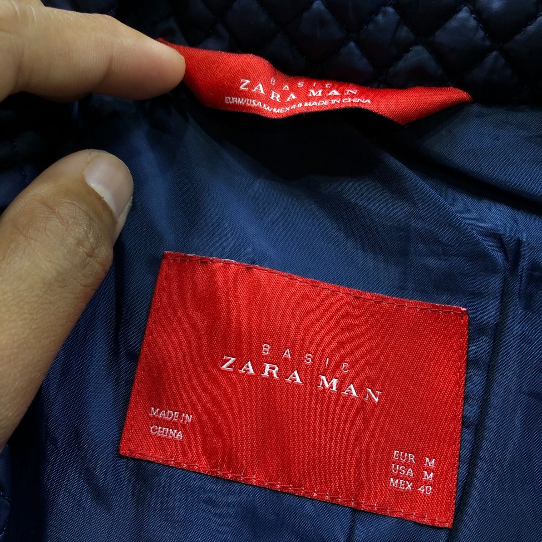 ZARA MAN Quilted Down Jacket Bomber – Navy – Size Medium (Category: Coats, Jackets and Outerwear) located in Santa Rosa. Submitted by sergids (Listing ID 1415832872, Image 2). Description: ZARA MAN Quilted Down Jacket Bomber – Navy – Size Medium This Zara Man Quilted Down Jacket in a bomber silhouette offers lightweight warmth with a sleek, modern look. Filled with quilted down insulation, it provides cozy comfort without bulk — ideal for everyda