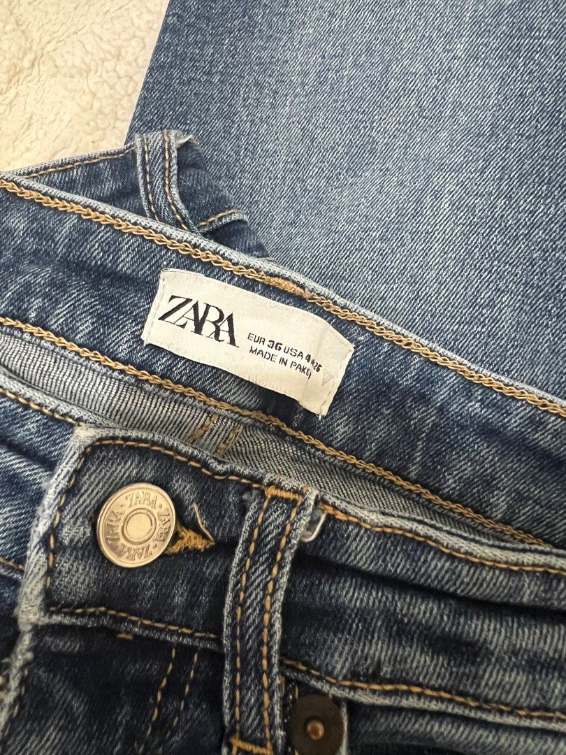 Zara Straight Cut Denim Jeans (Category: Jeans) located in Cagayan de Oro. Submitted by faiithxco (Listing ID 1415989221, Image 2). Description: - Zara denim jeans - Classic design - Straight leg cut with frayed hem - Medium wash - Suitable for everyday wear - 34in long.