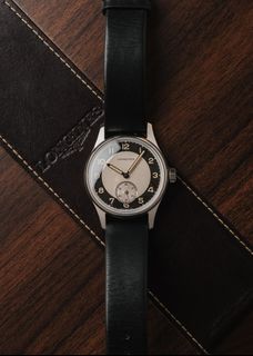 (Category: ) located in . Submitted by windsorfinery (Listing ID 1416116960, Image 1). Description: .