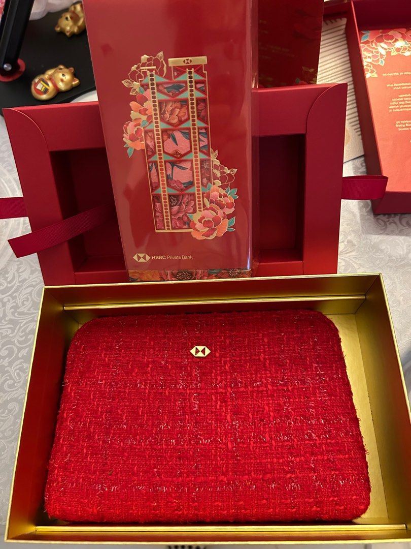 2026 hsbc 匯豐私人銀行利是封套裝, 興趣及遊戲, 手作＆自家設計, 文具及工藝- 節日佈置及裝飾- Carousell