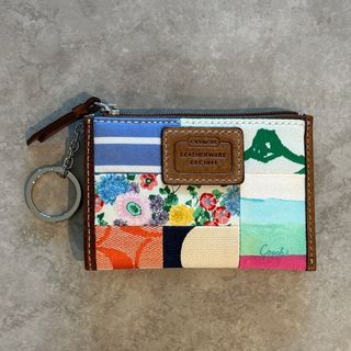 (Category: ) located in . Submitted by aurevelle.vintage (Listing ID 1410197522, Image 1). Description: .
