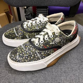 （分類：）位於 。 由 ridoxst 提交（商品編號 1415933934，圖片 1）。簡介： 。