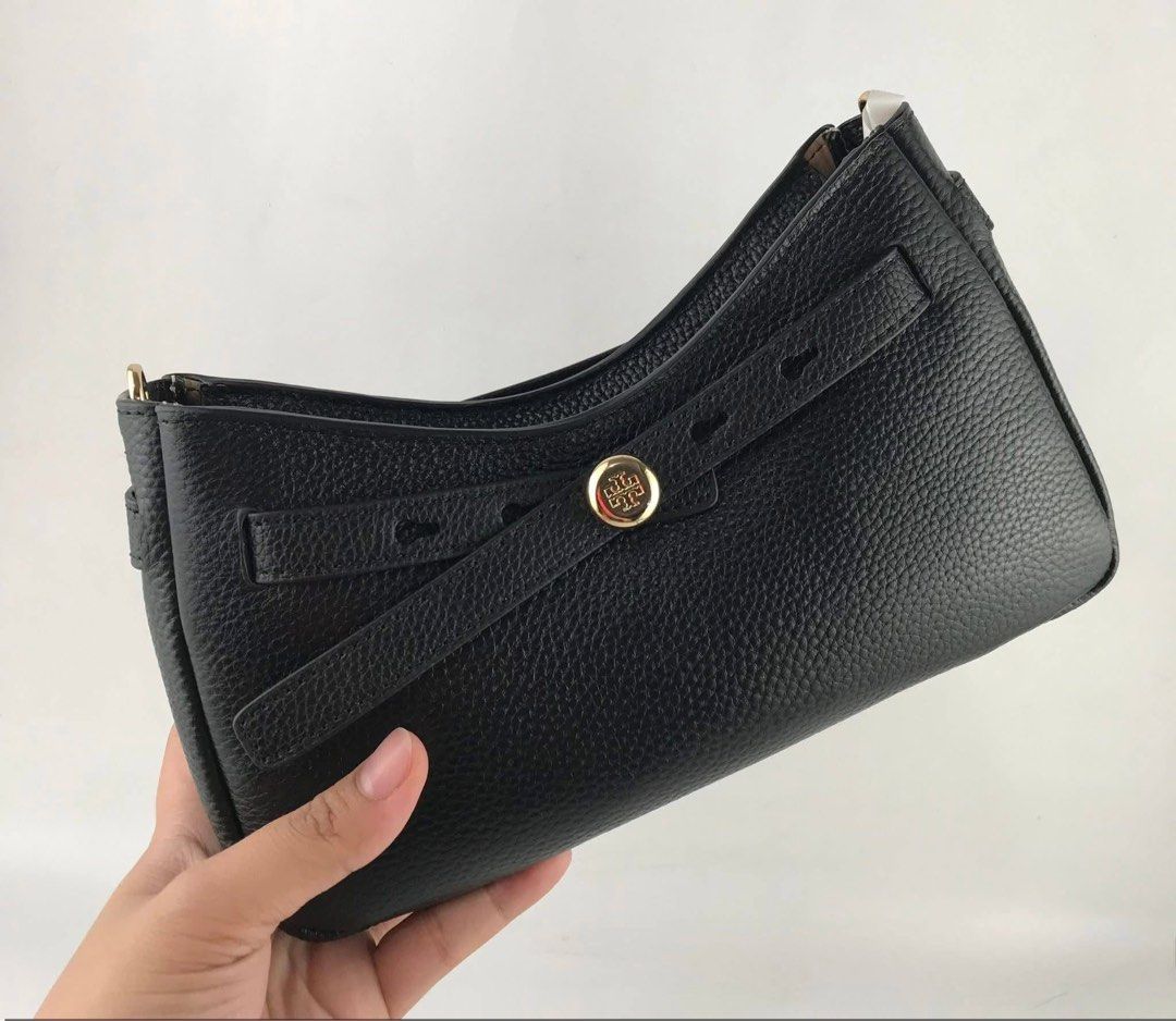 ☘️ TB Romy Top Zip Crossbody (Category: Luxury Bags & Wallets) located in Manila. Submitted by vera.prudence (Listing ID 1416066670, Image 2). Description: ☘️ TB Romy Top Zip Crossbody H13.5 cm x W22 cm x D5.5 cm P2,300 Actual Photo Plus SF.
