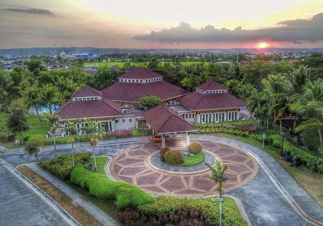 (Category: ) located in . Submitted by millionaire_listings (Listing ID 1416190275, Image 1). Description: .