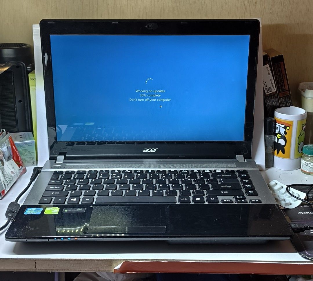 Acer core i7  750gb 150sg405948130447206401