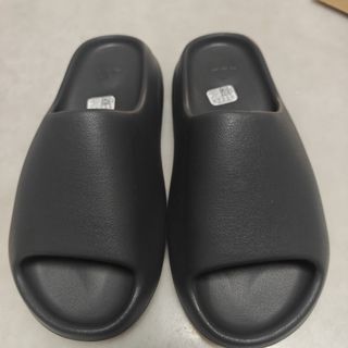 black yeezy slides for sale