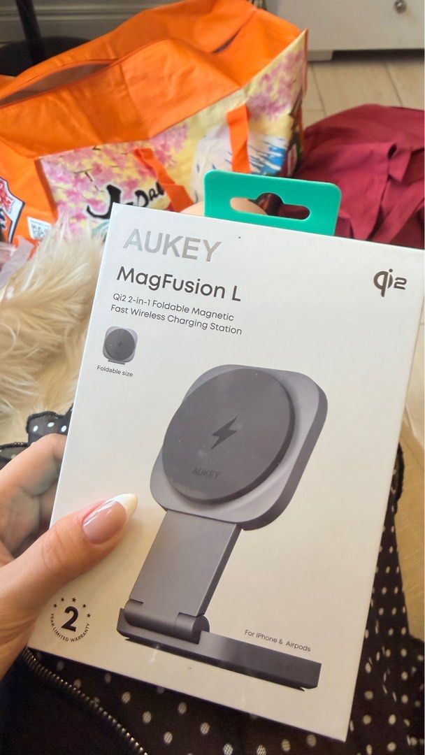 Aukey Charging Dock (Category: Chargers & Cables) located in Manila. Submitted by lux.at (Listing ID 1416059028, Image 1). Description: Brand new Aukey Charging Dock from Aukey Official Store SP bought for PHP2,654 on SP. RFS: was supposed to be a gift but didn't give it .