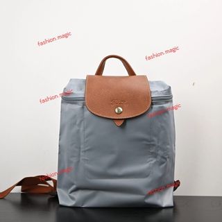 (Category: ) located in . Submitted by fashion.luxe (Listing ID 1416076661, Image 1). Description: .