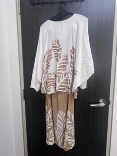 (Category: ) located in . Submitted by abbystore (Listing ID 1416073958, Image 1). Description: .
