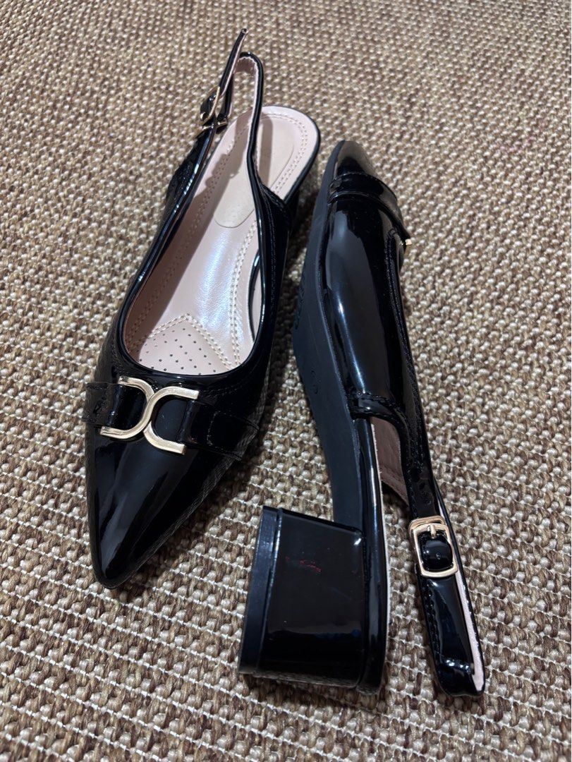 Black Slingback Heels (Category: Heels) located in Caloocan City. Submitted by stuff_shop (Listing ID 1416120992, Image 2). Description: - Black slingback heels - Pointed toe design - Gold buckle detail - Block heel - Adjustable strap - Sizes: 37.