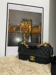 (Category: ) located in . Submitted by preloved_stellar27 (Listing ID 1416181118, Image 1). Description: .