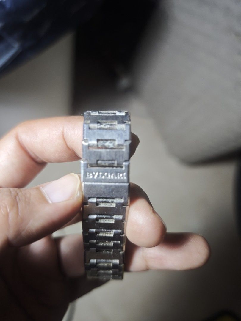 Bvlgari Quartz Watch (Category: Luxury Watches) located in Taguig. Submitted by wear.us.ph (Listing ID 1416195209, Image 2). Description: - Authentic Bvlgari quartz watch - White dial with silver-tone hands and hour markers - Engraved Bvlgari logo on bezel - Stainless steel bracelet - Model: BB 23 GL - Swiss-made NO BATTERY .