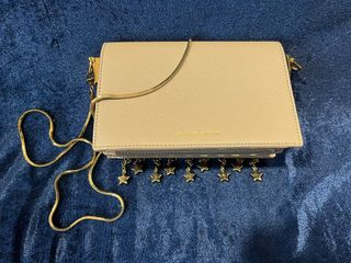 （分類：）位於 。 由 10576 提交（商品編號 1416102021，圖片 1）。簡介： 。