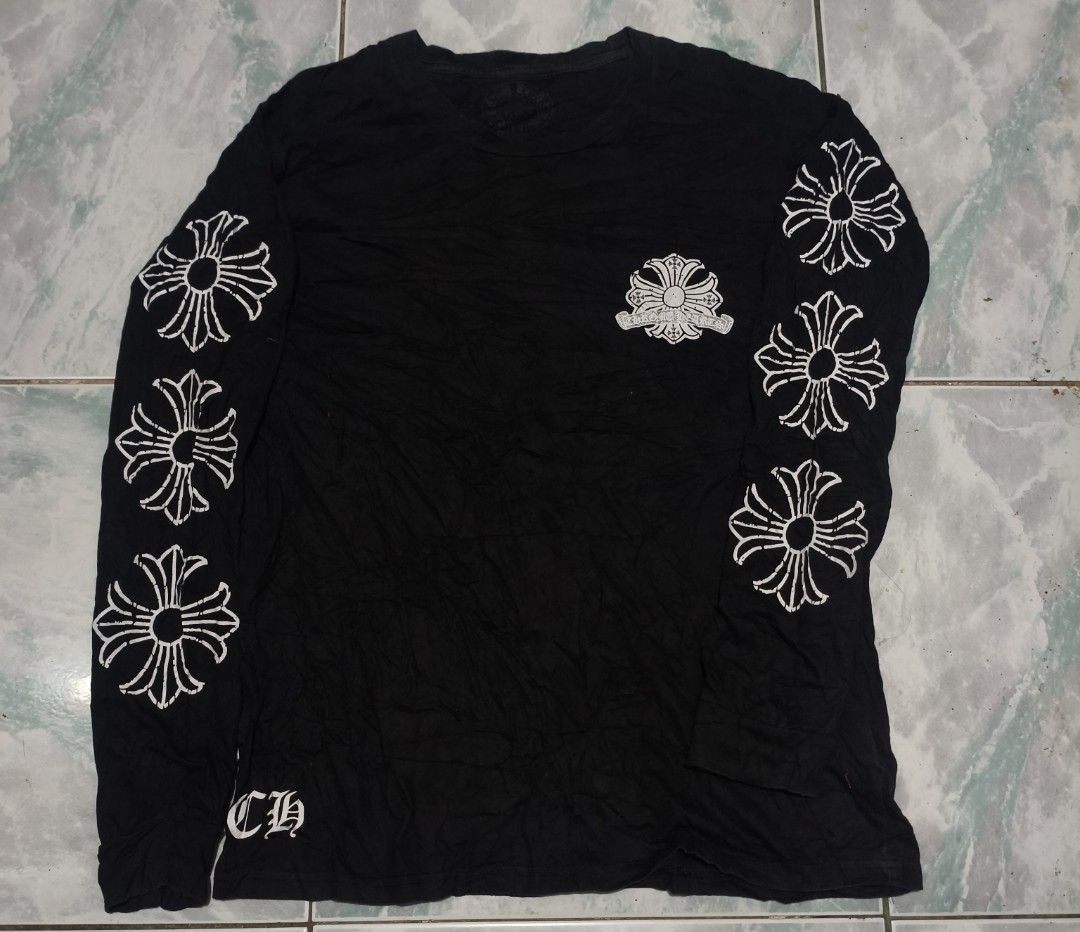 Chrome Hearts cross sleeves (Category: Activewear) located in Manila. Submitted by itsyadrip (Listing ID 1416031013, Image 1). Description: .