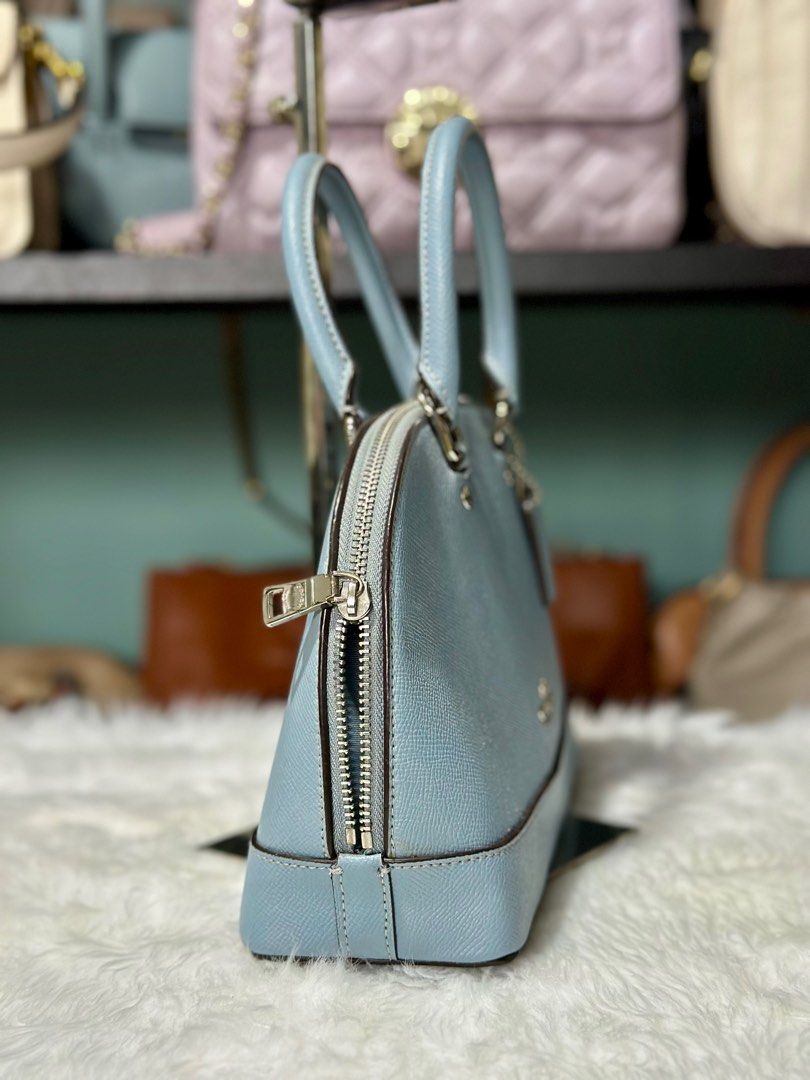 Coach mini Sierra sale❗️ (Category: Luxury Bags & Wallets) located in Leyte. Submitted by geojhen944614 (Listing ID 1416113773, Image 2). Description: No sling.