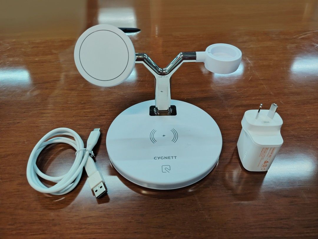 Cygnett 4-in-1 Wireless Charger (Category: Chargers & Cables) located in Manila. Submitted by riley1205 (Listing ID 1416043774, Image 1). Description: - 4-in-1 wireless charging for phone, earbuds, and Apple Watch. - Includes USB-C to USB-C cable and wall adapter. - Features an integrated night light. - Designed for bedside organization..