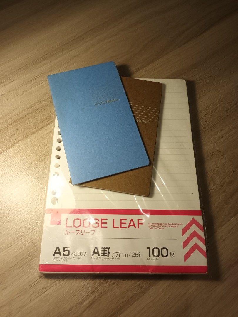 Daiso A5 Loose Leaf Paper (Category: Stationery & School Supplies) located in Makati City. Submitted by m_brian (Listing ID 1416031295, Image 1). Description: - Daiso A5 Loose Leaf Paper - 100 sheets per pack - 7mm lined spacing - Includes 2 book memos: brown and blue.