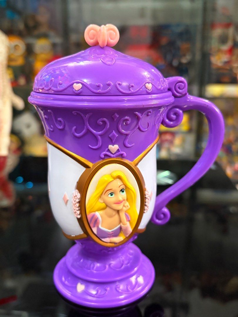 Disney princess tangled rapunzel (Category: Figurines & Statues) located in Makati City. Submitted by tomypom (Listing ID 1416033963, Image 3). Description: Authentic Disney Tangled Rapunzel 299 pesos only! .