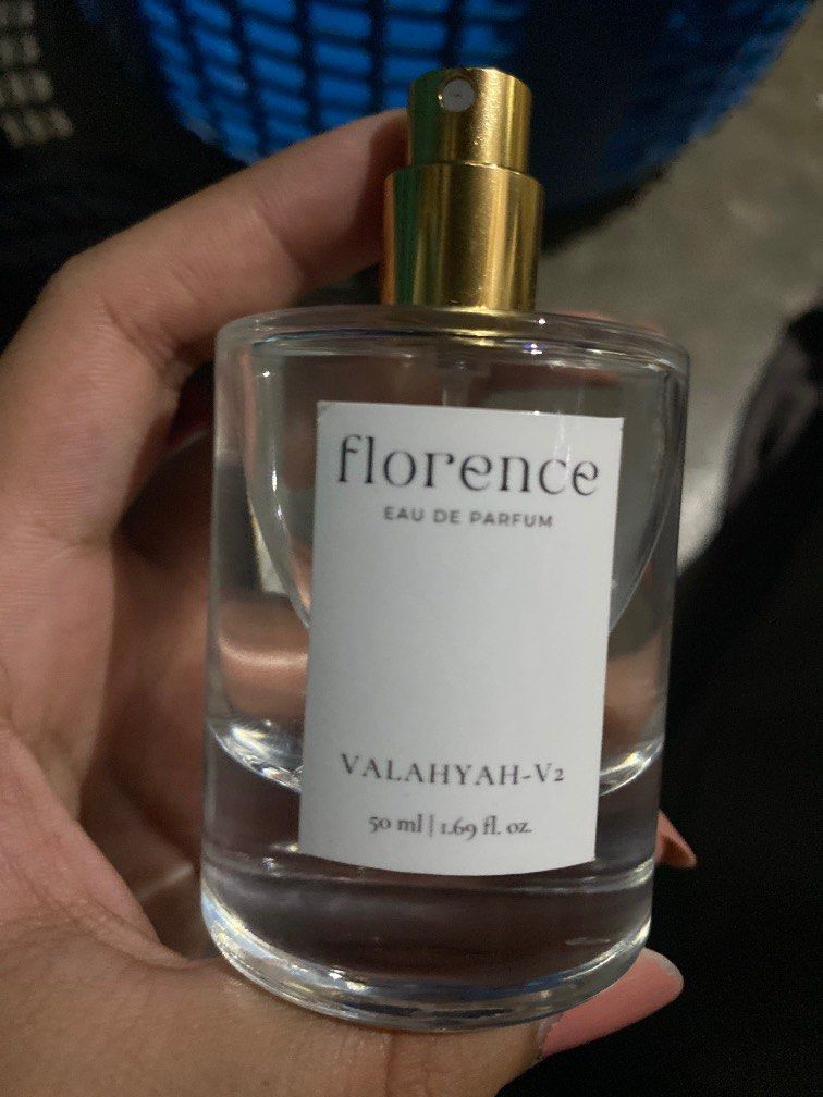 Florence Valahyah V2 (Category: Fragrance & Deodorants) located in Dagupan City. Submitted by canealysha_ (Listing ID 1416160080, Image 2). Description: Halos hindi pa nabawasan, bilhin nyo na jebal juseyo. Rfs: goods nman nung triny ko i-wear test pero hindi ko bet cuz I’m a gourmand girlie (pero i get compliment twice kasi ang unique raw amoy hhehdheeh ewan d ko lang talaga sya bet) MOP: GCASH ONLY.
