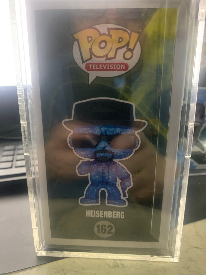 Funko Pop! Breaking Bad Heisenberg SDCC 2015 (Category: Designer & Blind Box Toys) located in Manila. Submitted by robertzombie (Listing ID 1416113231, Image 2). Description: - Heisenberg Funko Pop! figure - Limited Edition SDCC 2015 Exclusive - Vinyl Figure - Pop! Television Series #162 contact me at 09153896941.