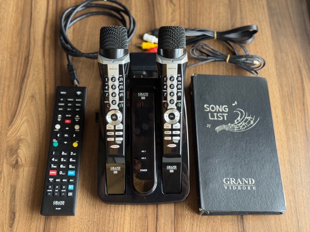 Grand Videoke Symphony SE Pro Plus Karaoke Player (Category: Portable Music Players) located in Talisay. Submitted by kim_rey (Listing ID 1416191218, Image 1). Description: in good working condition Key Specifications: ▪️Audio/Video: HD+ Audio, Full HD Video (1080p), GrandVoice Technology. ▪️Songs: Over 8,500 licensed built-in songs, expandable via Direct Song Download. ▪️Storage: 16GB internal storage for song packs and media. ▪️Connectivity: US
