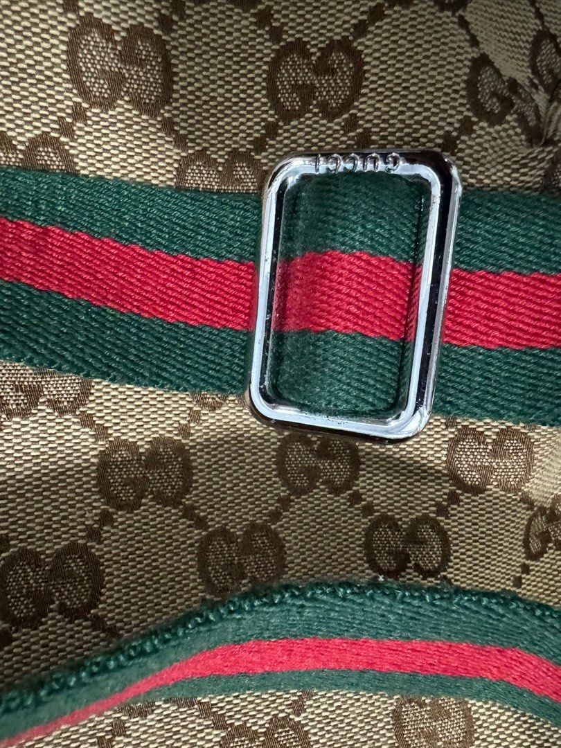Gucci GG Canvas Sling Bag (Category: Luxury Bags & Wallets) located in Paranaque City. Submitted by icecollant20922 (Listing ID 1416215299, Image 2). Description: Gucci Sherry Line Canvas Sling / Shoulder Bag Good condition Issue : right side natastas yung tahi ng sling but pede patahi NGA .