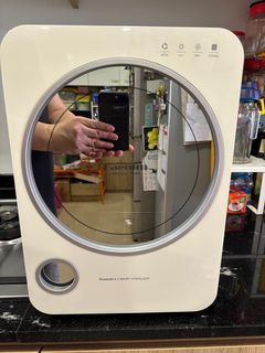 (Category: ) located in . Submitted by jsellingpost (Listing ID 1416125881, Image 1). Description: .