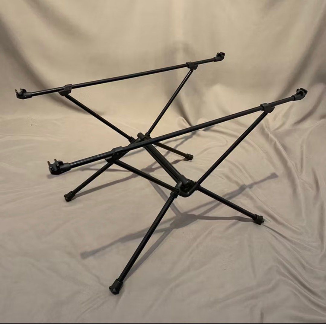 Helinox Table One Solid Top Compatible Table Frame (Category: Hiking & Camping) located in Singapore. Submitted by lzj87 (Listing ID 1416188686, Image 1). Description: Comes with a convenient carrying bag for storage and transport. This frame is NOT from Helinox. .