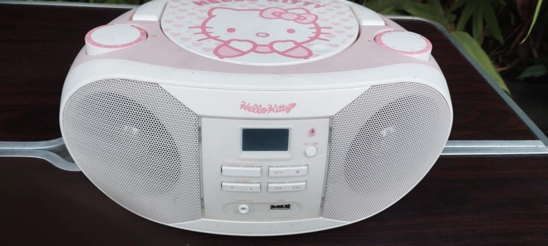 Hello kitty Cd player, Bluetooth, USB , FM & AM Radio (Category: Blu-Ray & Media Players) located in Manila. Submitted by benjie.benjie3 (Listing ID 1416213568, Image 1). Description: Hello kitty Cd player, Bluetooth, USB , FM & AM Radio Brand= Hello kitty NO to COD NO swapping Condition all working- CD, Bluetooth, USB, FM & AM radio from Japan 2nd hand with scratch, damage antenna, No warranty Price = 4,000 My location is Malabon city Price does