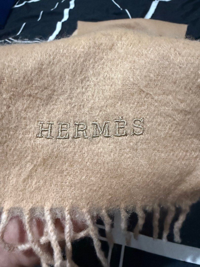HERMES CASHMERE SHAWL SCARF (Category: Luxury Apparel) located in Taguig. Submitted by billsanity (Listing ID 1416097297, Image 3). Description: ⚠️ READ THE DESCRIPTION AND CHECK ALL PICS BEFORE INQUIRING ⚠️ ⚠️GRAB IT BEFORE IT’S GONE⚠️ ⚠️MINE MO NA BAKA MAUNAHAN KA PA MAGSISI KA PA ⚠️ HERMES CASHMERE SHAWL SCARF 💯💯💯 Money back guaranteed Used but in presentable condition Bawal sa maarte! Selling low for PHP 6950 only Slightly negotiable for s