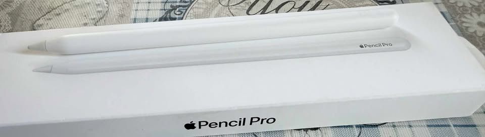 iPad Pro M4 11" Accessories for Sale (Category: iPad) located in Quezon City. Submitted by gilsonvaleza (Listing ID 1416066601, Image 2). Description: Logitech Combo Touch (Magic Keyboard) Compatible with iPad Pro M4 11" Original Price: ₱13,995 → ₱7,000 Apple Pencil Pro Original Price: ₱7,500 → ₱5,000 .