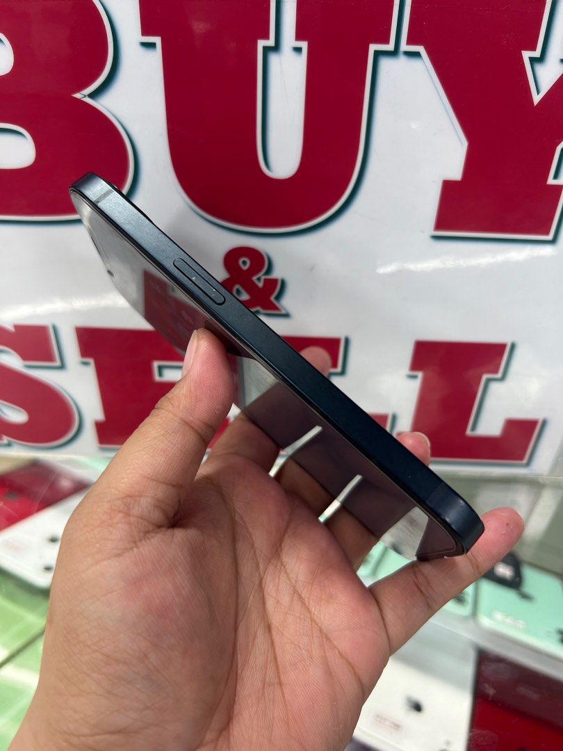 IPHONE 13 256 (Category: iPhone 13 Series) located in Manila. Submitted by farhanadau39938 (Listing ID 1416049114, Image 3). Description: IPHONE 13 256 {STORAGE:256GB} {NTC APPROVE} {OPENLINE/ANYSIM} {NO ISSUE} {NO REPAIR HISTORY} {LEGIT/ ORIGINAL} {NOT REFURBISHED} {UNLI RESET} {99SMOOTH} NOTE: KAYA MURA DAHIL WALA UNG WIFI! PERO OPENLINE ANYSIM SYA! WALA LANG WIFI DAHIL SA UPDATE! TEST TO SAWA BAGU BAYARAN! *OPEN FOR COD/COP* {COD cash on deliv