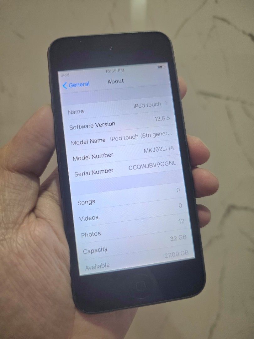 iPod Touch 6th Gen 32GB with Cable Super Kinis ! (Category: Others) located in Mandaluyong City. Submitted by chan.ningtatum (Listing ID 1416197639, Image 3). Description: For Sale! iPod Touch 6th Gen with 32GB Storage Good Working Condition. Makinis halos bago. Checkouts via Shope e and Laz ada Available Shipping: Lalamove, Grab Meet ups: Mandaluyong and San Juan City..