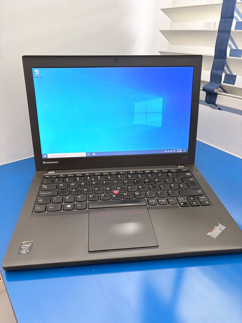 Lenovo ThinkPad X240 - Windows 10 Pro